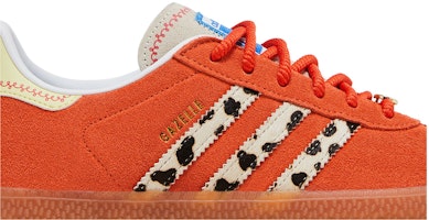 (JR) Toy Story x adidas Gazelle J 'Jessie' Sepatu JI0073 Order (JR) Toy Story x adidas Gazelle J 'Jessie' Sepatu JI0073