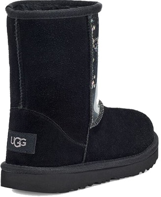 (Youth) UGG Classic II 'Clear Glitter Black' 1121014K-BLK Lookbook (Youth) UGG Classic II 'Clear Glitter Black' 1121014K-BLK
