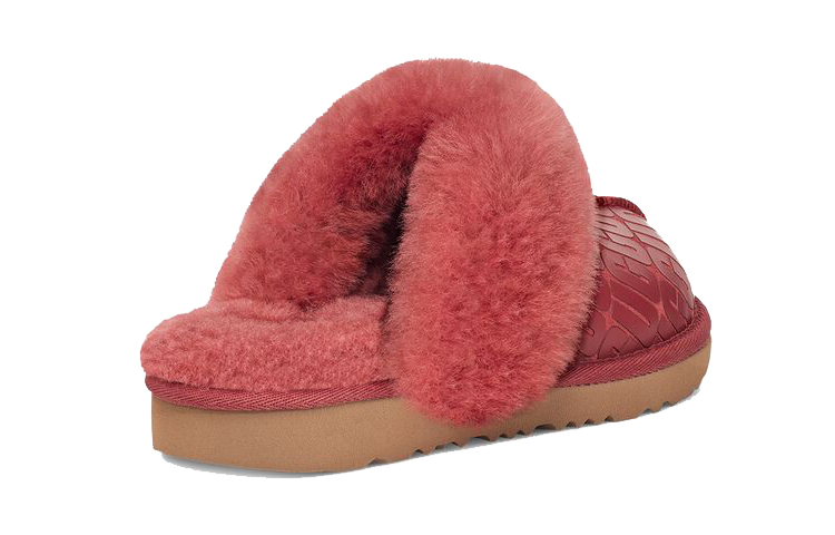 Lookbook (Youth) UGG Cozy II 'Red UGG Logo' 1129492K-RDWD