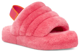Lookbook UGG Fluff Yeah滑入式毛絨涼鞋 大童 草莓紅
