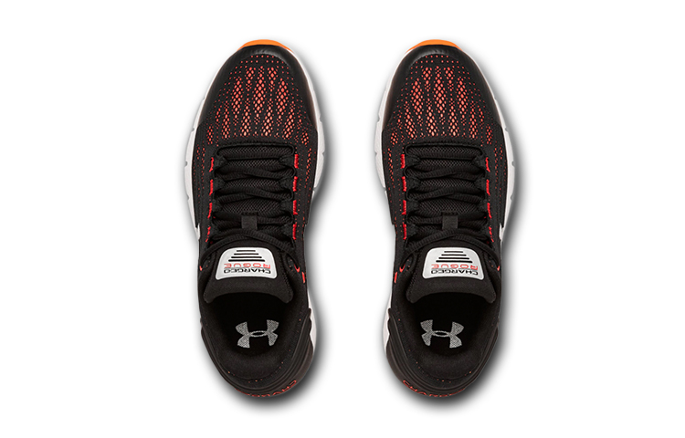 Shop (JR) Under Armour Charged Rogue ''Schwarz Orange'' 3021612-001