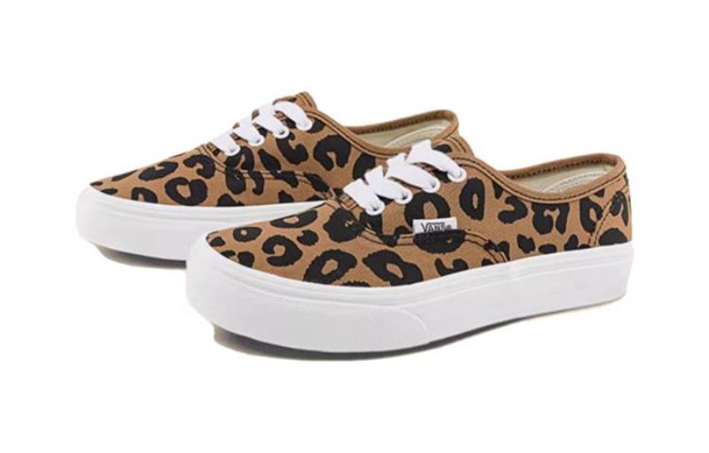 Lookbook (JR) Vansオーセンティック (タンブラック) VN000WWXC33