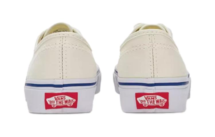 Shop (JR) Vans Authentic 滑板鞋 '白蓝' VN000WWXC32