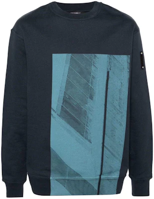 어 콜드 월 네이비 블루 로고 패치 텍스처드 니트 크루넥 스웨터. ACWMW188-NAVY Buy 어 콜드 월 네이비 블루 로고 패치 텍스처드 니트 크루넥 스웨터. ACWMW188-NAVY