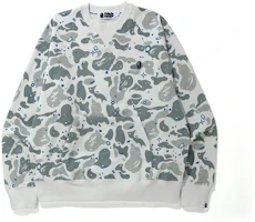 Lookbook A BATHING APE BAPE Relaxed Fit Space Camo Glow Crewneck Unisex Sweatshirt. 0ZXSWM113008E