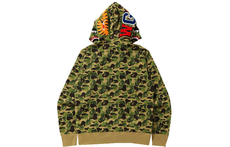 Lookbook A BATHING APE BAPE 鯊魚拉鍊連帽外套 綠色迷彩 男女款 中國10周年限定版 OZXSWM11516X