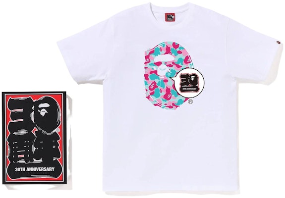 어 베이핑 에이프 SS23 30주년 카모 에이프 프린트 유니섹스 티셔츠. 1J22-110-044 Order 어 베이핑 에이프 SS23 30주년 카모 에이프 프린트 유니섹스 티셔츠. 1J22-110-044