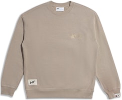 A BATHING APE BAPE x HIGHSNOBIETY Logo Crewneck Loose Fit Long Sleeve Sweatshirt Men 1J73-113-902 A BATHING APE BAPE x HIGHSNOBIETY Logo Crewneck Loose Fit Long Sleeve Sweatshirt Men 1J73-113-902