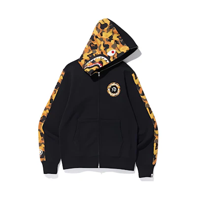 A BATHING APE BAPE XO Camo Shark Pullover Hoodie Black Yellow . 1E70-115-904