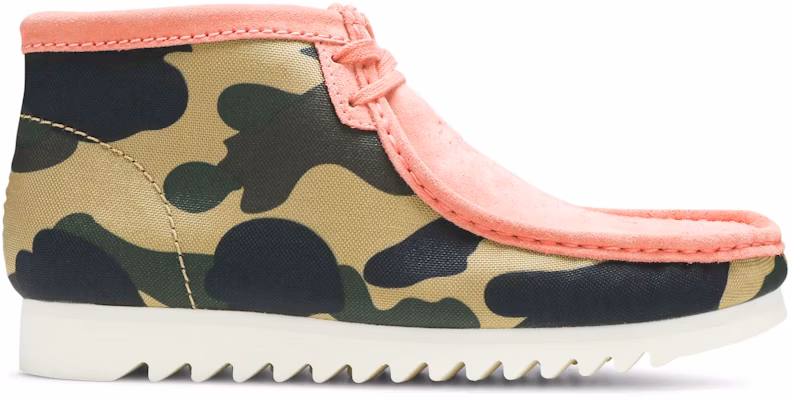 A BATHING APE® x Clarks ワラビー "コーラルコンビ" 26149863 Buy A BATHING APE® x Clarks ワラビー "コーラルコンビ" 26149863