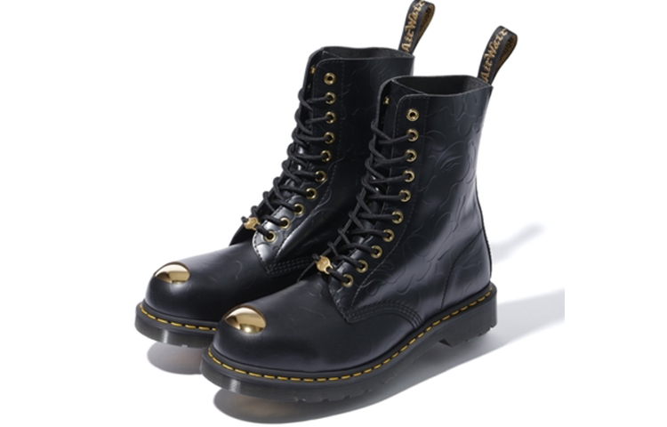 Lookbook A Bathing Ape x Dr. Martens 1490 Smooth 'Hitam' 24919001