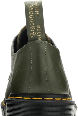 A Bathing Ape x Dr. Martens Emboss 1461 'Khaki' Lelaki Kasut Trendy 24920272 Sizing A Bathing Ape x Dr. Martens Emboss 1461 'Khaki' Lelaki Kasut Trendy 24920272