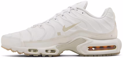 A-COLD-WALL* x Nike エアマックス プラス “プラチナムティント” FD7855-002 Lookbook A-COLD-WALL* x Nike エアマックス プラス “プラチナムティント” FD7855-002