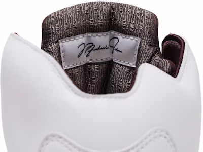 에어 조던 5 레트로 A Ma Maniére 버건디 크러쉬 IB1528-100 2