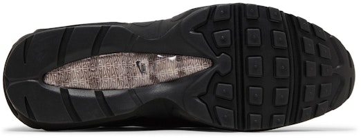 A Ma Maniére x Nike Air Max 95 'Sementara Anda Tidur' FZ8743-200 Shop A Ma Maniére x Nike Air Max 95 'Sementara Anda Tidur' FZ8743-200