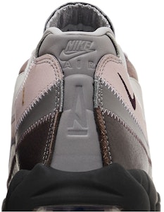 A Ma Maniére x Nike Air Max 95 'Sementara Anda Tidur' FZ8743-200 Sizing A Ma Maniére x Nike Air Max 95 'Sementara Anda Tidur' FZ8743-200