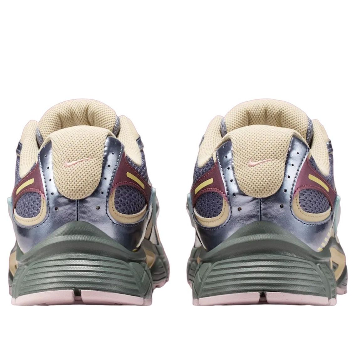 Shop A Ma Maniére x Nike V5 RNR "浅碳色" IU3431-001