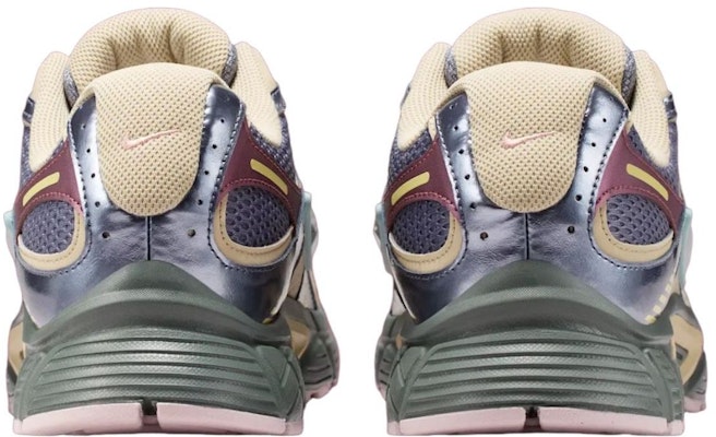 A Ma Maniére x Nike V5 RNR "浅碳色" IU3431-001 Shop A Ma Maniére x Nike V5 RNR "浅碳色" IU3431-001