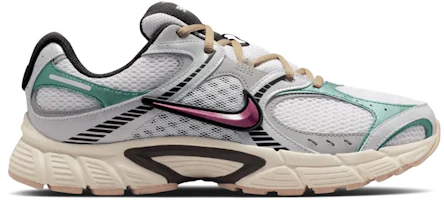 A Ma Maniére x Nike V5 RNR 'White Shadowberry Phantom' IU3431-101 A Ma Maniére x Nike V5 RNR 'White Shadowberry Phantom' IU3431-101