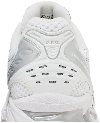 아식스 젤-카야노 14 A.P.C. 화이트 퓨어 실버 1203A727-100 Sizing 아식스 젤-카야노 14 A.P.C. 화이트 퓨어 실버 1203A727-100