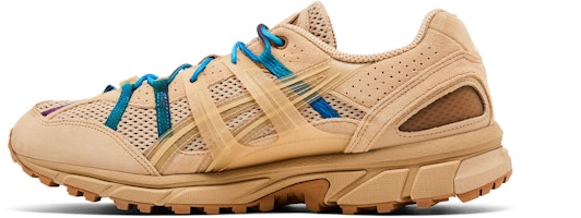 A.P.C. x 아식스 젤 소노마 15-50 '듄' (57 characters) 1203A226-200 Lookbook A.P.C. x 아식스 젤 소노마 15-50 '듄' (57 characters) 1203A226-200