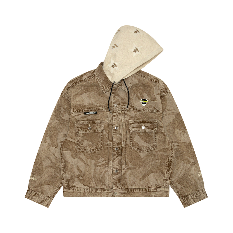 Aape  Camo Logo Patch Multi-Pocket Double-Layer Jacket. AAPLJM7588MXL