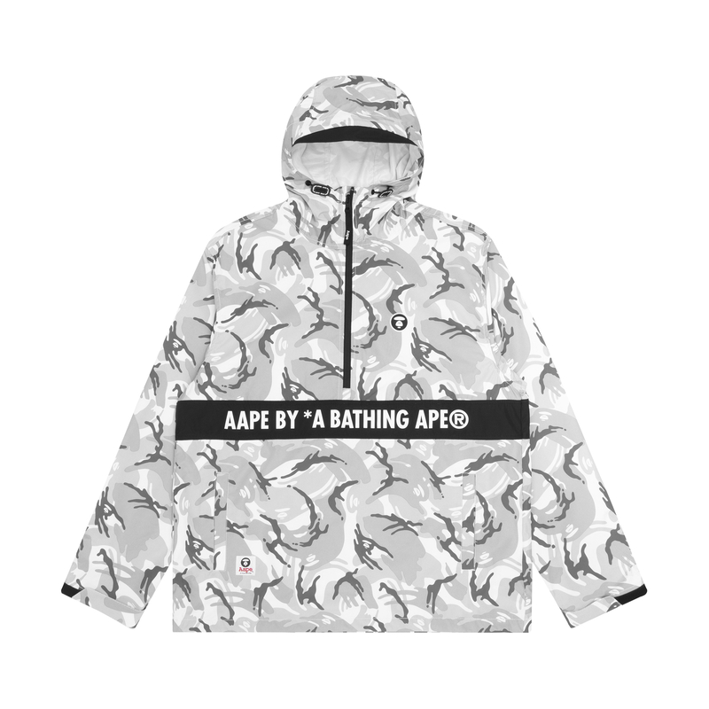 Shop Jaket Aape Camo Patchwork dengan Lencana Wajah Ape dan Cetakan Huruf. AAPLJM7349XAE