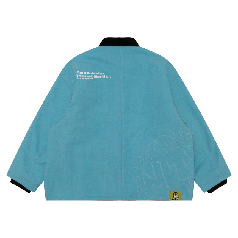 Lookbook Aape Jaket Lengan Panjang Boleh Balik dengan Rekaan Lencana Ape Face AAPJKM7680XXN