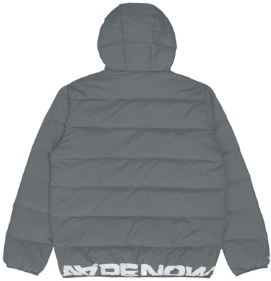 AAPE FW22 輕量羽絨外套,猿人徽章搭配字母印花帽款。 AAPDNM7514XXJ Sizing AAPE FW22 輕量羽絨外套,猿人徽章搭配字母印花帽款。 AAPDNM7514XXJ