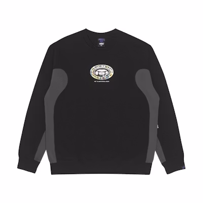 AAPE FW22 Black Male Sweatshirt with Patchwork and Graphic Print Design AAPSWM3931XXJ