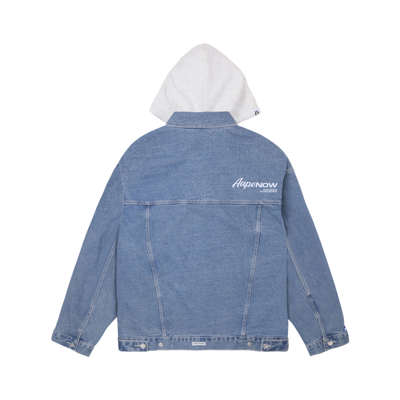 Lookbook Aape FW23 Jaket Denim Biru Camo dengan Lencana & Hood Boleh Ditanggalkan. AAPLJM7602XXL