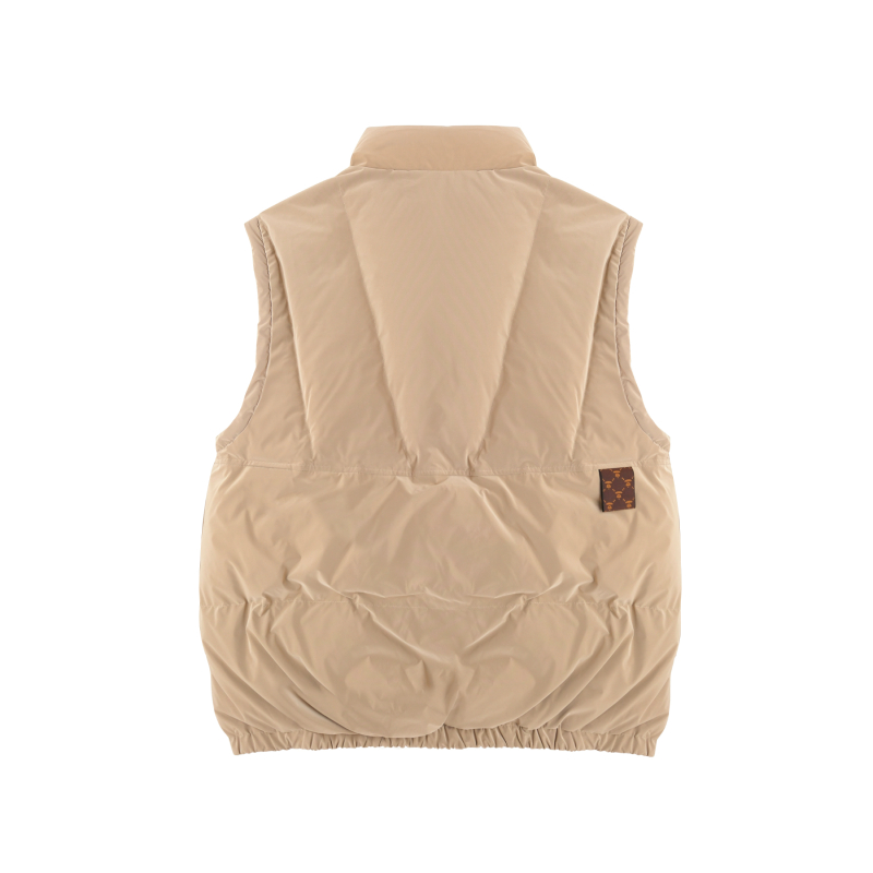 Purchase Aape Jaket Down Detach Monokrom FW23 dengan Lencana Wajah Ape. AAPDNM7603XXL