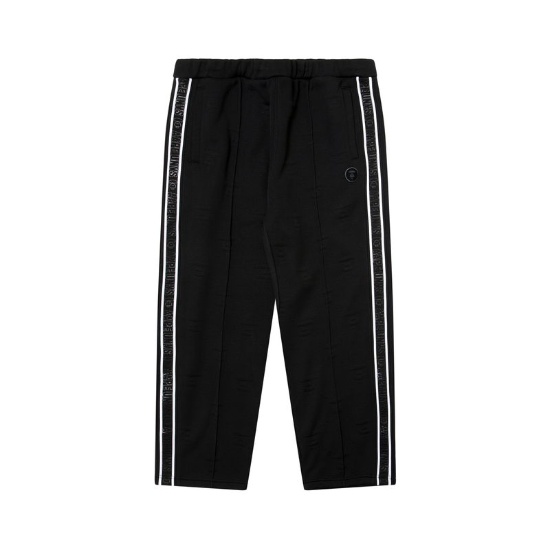 Order 아페 FW23 에이프 페이스 배지 사이드 스트라이프 루즈핏 캐주얼 팬츠. AAPPTMA644XXL