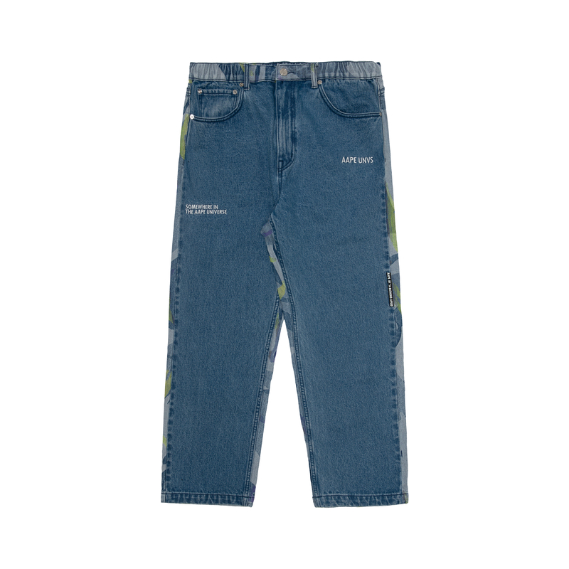Shop Aape FW23 에이프 페이스 패치워크 카모 루즈핏 데님 진 남성용 AAPJNMA609XXL