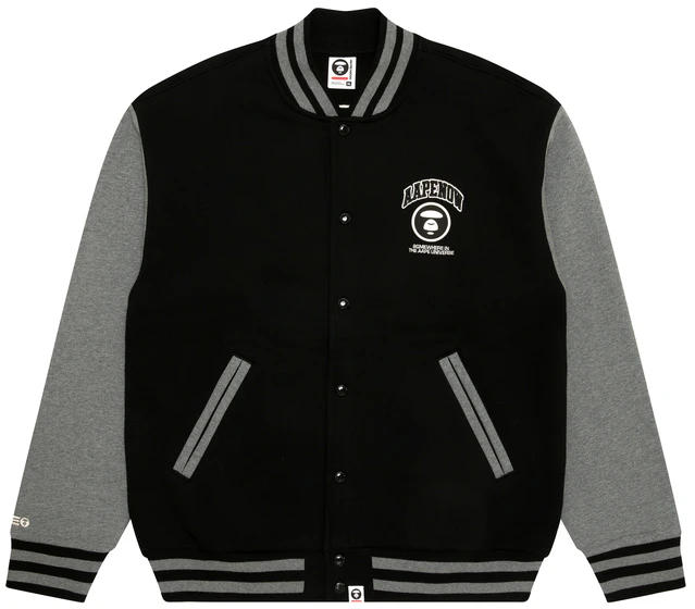 aape-fw-24-ape-face-badge-loose-fit-long-sleeve-sweatshirt-aapswmb-328-xxn