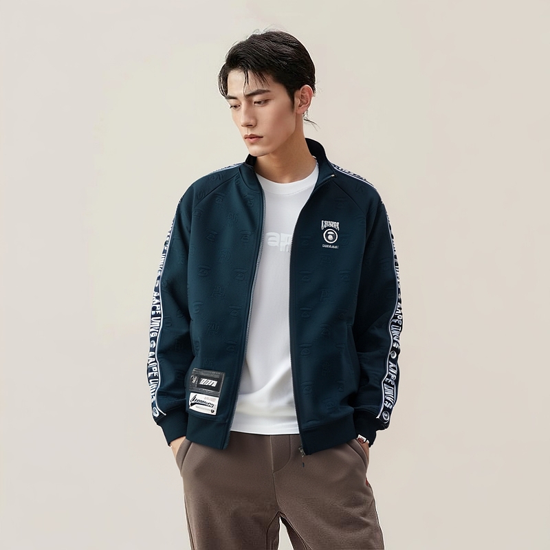 Shop Aape FW24 猿人标志拼接长袖夹克 深蓝色 时尚街头潮流外套. AAPSWMB349XXN