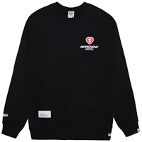 AAPE Heart Ape Logo Letter Crewneck Sweatshirt AAPSWMA308XXL AAPE Heart Ape Logo Letter Crewneck Sweatshirt AAPSWMA308XXL