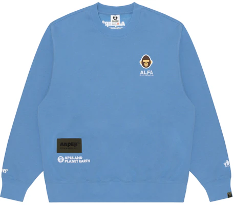 AAPE Long Sleeve Crewneck Pullover Sweatshirt dengan Desain Logo Patch AAPSWMA342XXL Shop AAPE Long Sleeve Crewneck Pullover Sweatshirt dengan Desain Logo Patch AAPSWMA342XXL