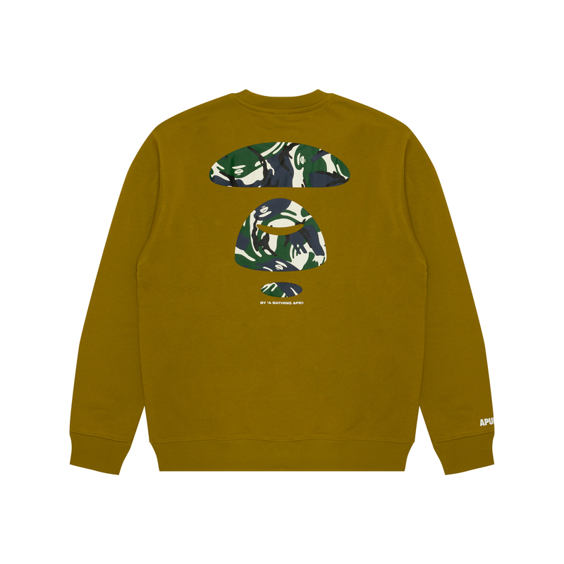 Lookbook AAPE Loose Fit Crewneck Sweatshirt with Letter Print and Badge Design AAPSWMB336XXN