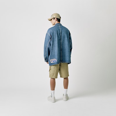 Aape SS22 Jaket Denim Biru dengan Bordir Logo dan Banyak Kantong. AAPLJM7506XXI Purchase Aape SS22 Jaket Denim Biru dengan Bordir Logo dan Banyak Kantong. AAPLJM7506XXI