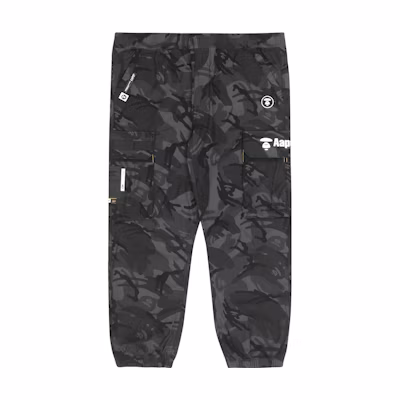 Aape SS22 Camo Logo Print Jogger Sweatpants with Pockets - Black AAPPTM6828XAI
