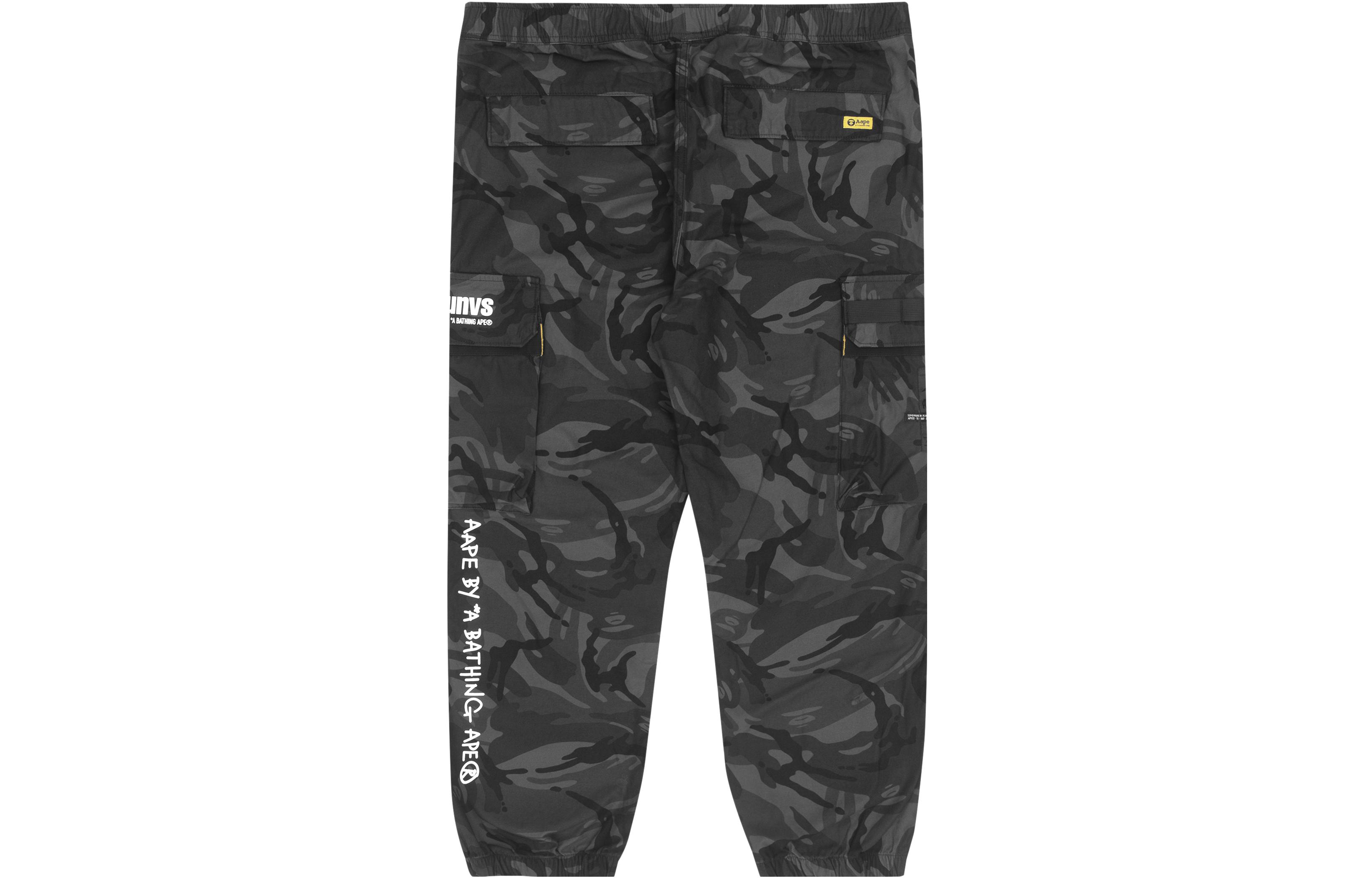 Lookbook Aape SS22 카모 로고 프린트 조거 스웻팬츠 포켓 포함 - 블랙 AAPPTM6828XAI