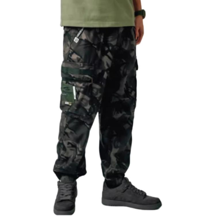 Shop Aape SS22 카모 로고 프린트 조거 스웻팬츠 포켓 포함 - 블랙 AAPPTM6828XAI