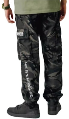 Aape SS22 카모 로고 프린트 조거 스웻팬츠 포켓 포함 - 블랙 AAPPTM6828XAI Purchase Aape SS22 카모 로고 프린트 조거 스웻팬츠 포켓 포함 - 블랙 AAPPTM6828XAI