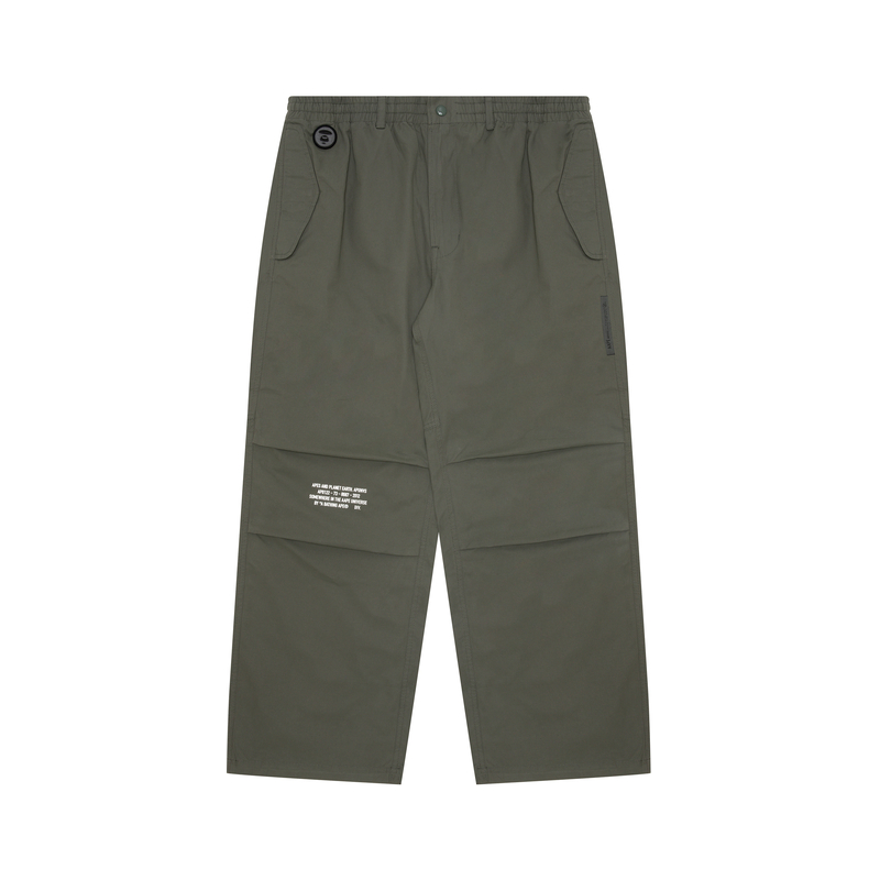 Shop 아페 SS24 릴렉스 팬츠 - 로고 및 자수 디테일. AAPPTMA659XXM