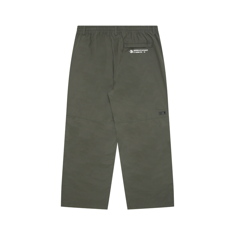 Purchase 아페 SS24 릴렉스 팬츠 - 로고 및 자수 디테일. AAPPTMA659XXM