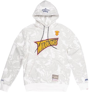 Aape x Mitchell & Ness Golden State Warriors Hoodie Putih Buy Aape x Mitchell & Ness Golden State Warriors Hoodie Putih
