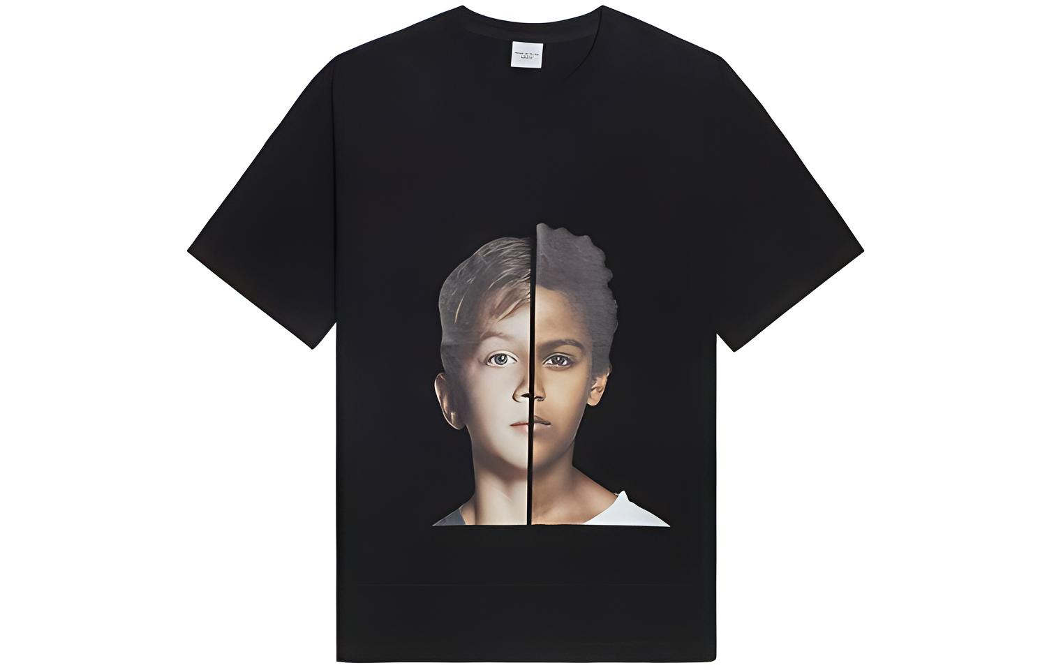 Acmé De La Vie ACME de la vie Boy Graphic Unisex Black Loose Fit Crewneck T-Shirt ADLV-18SS-SSBKBF-TB