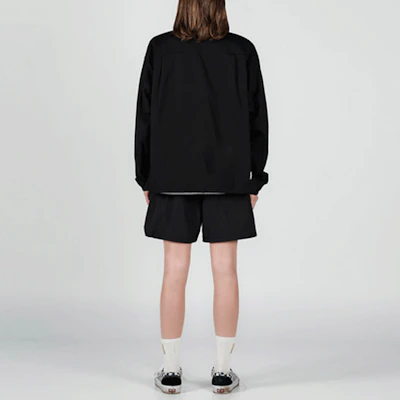 acmé de la vie Jaket Oversized Coach Bordir SS22 Unisex Hitam ADLV-22SS-JKEWCC-BLK Details for acmé de la vie Jaket Oversized Coach Bordir SS22 Unisex Hitam ADLV-22SS-JKEWCC-BLK