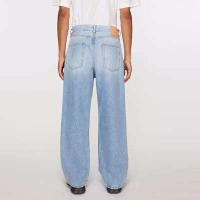 Acne Studios Baggy Low-Rise Jeans Biru Muda Washed 1981M. B00348-228 Shop Acne Studios Baggy Low-Rise Jeans Biru Muda Washed 1981M. B00348-228